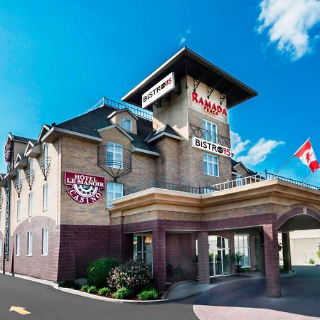 Ramada Plaza By Wyndham Gatineau/Manoir Du Casino Hotel Exterior photo