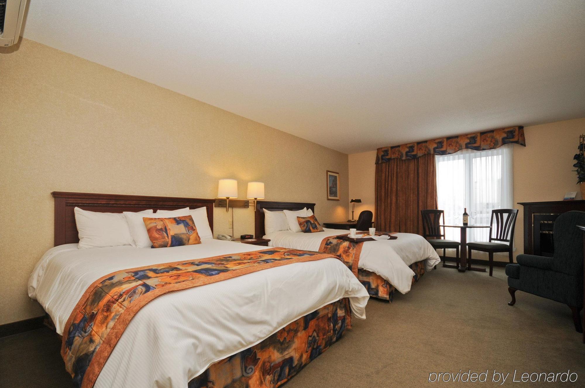 Ramada Plaza By Wyndham Gatineau/Manoir Du Casino Hotel Room photo